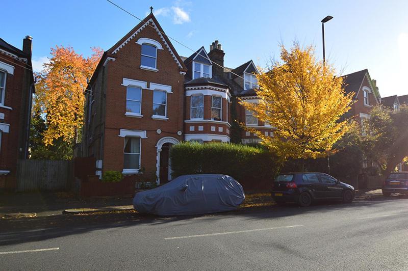 2 Bedroom Top Floor Flat, West Dulwich Free Street Parking Londýn Exteriér fotografie